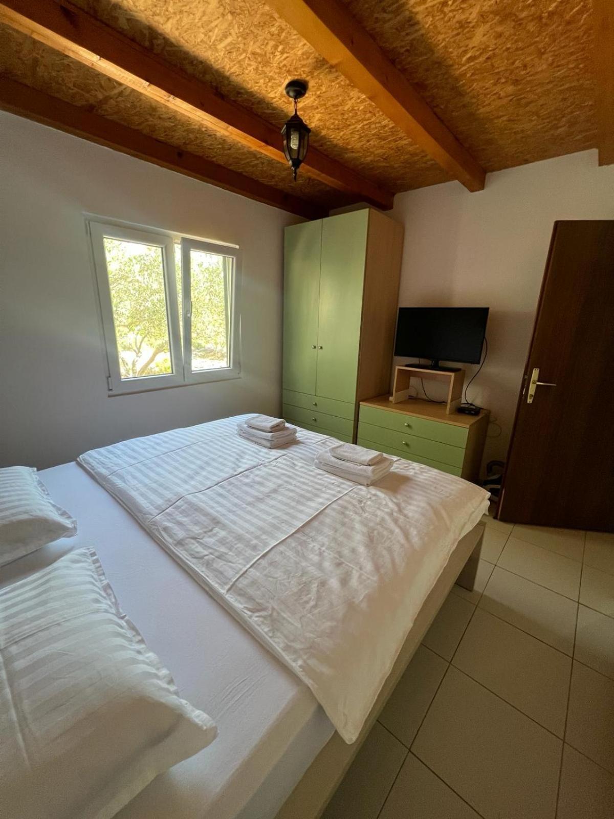 Kuca Za Odmor Buba, Otok Zut Villa Pristanisce Eksteriør billede